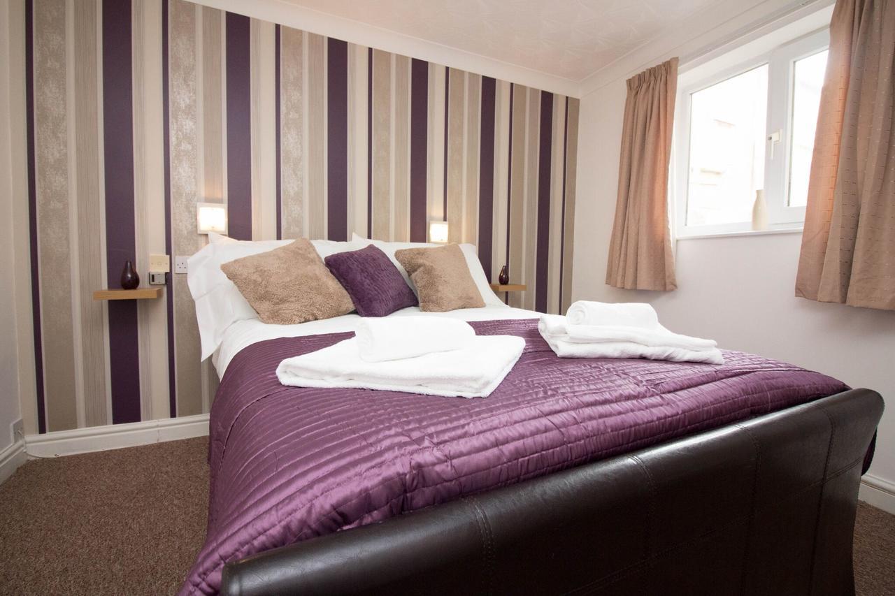 Lovely Sea Front House In Cleethorpes - Sleeps 6 Экстерьер фото
